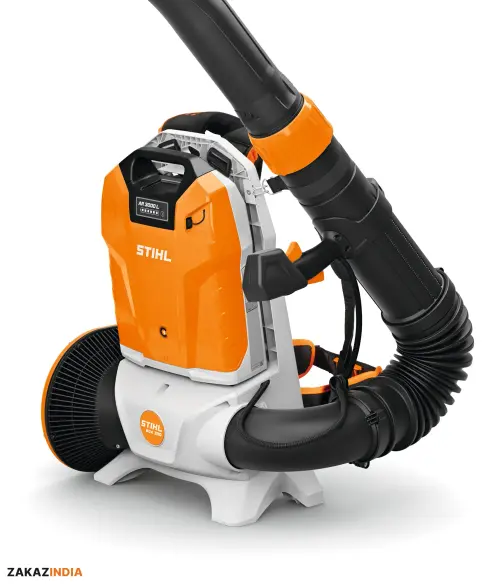 STIHL BGA 300, отсек аккумулятора