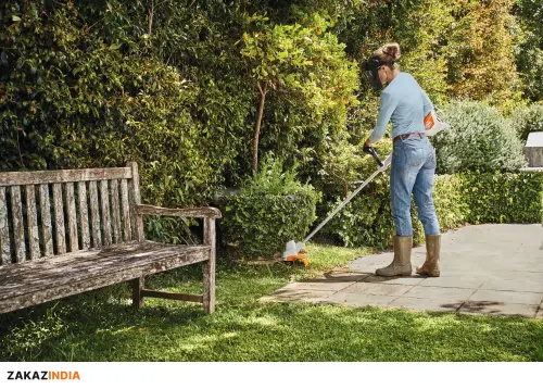 STIHL FSA 57 с аккумулятором AK 10 и зарядным устройством AL 101