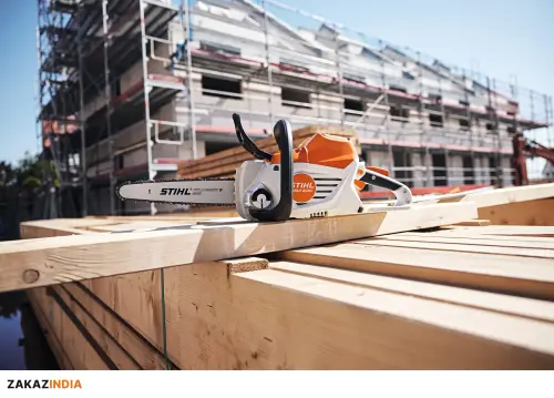 STIHL MSA 200 C-B, натяжение цепи без инструмента