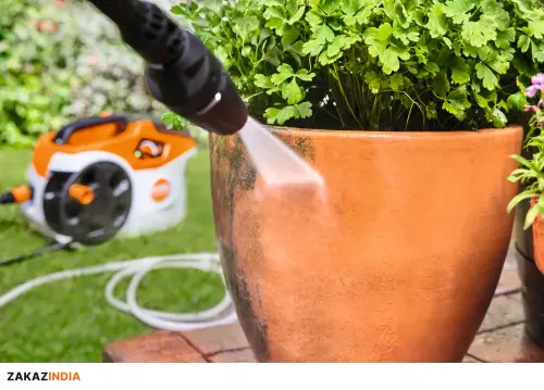 STIHL REA 60 PLUS, посадочное место аккумулятора AK